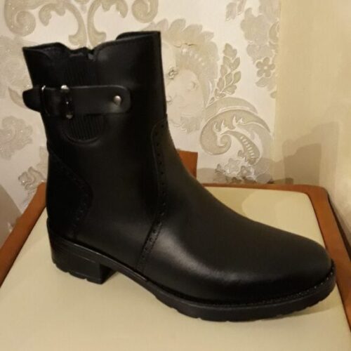 Botine damă,din piele,imblanite,toc lat, Marimi în stoc:35,36,37,38,39,40 Botine damă,din piele,imblanite,toc lat, Marimi în stoc:35,36,37,38,39,40