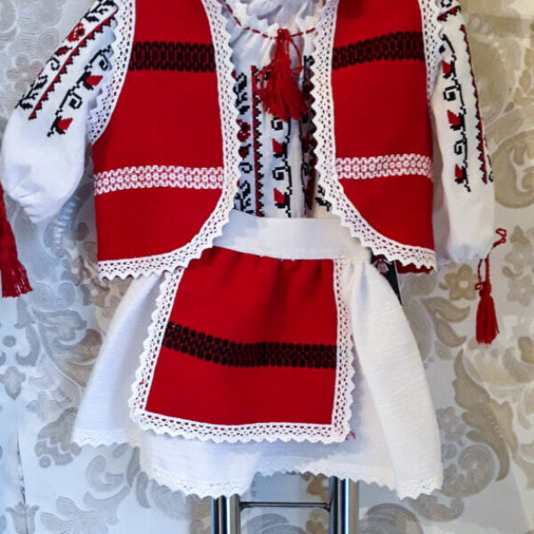 Costum tradițional bebe-fetita,varsta:0-3luni si 3-6 luni