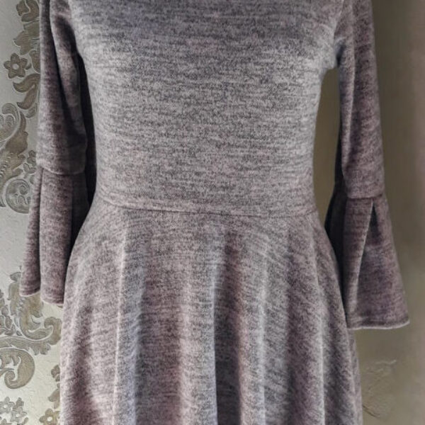 Rochie damă,din jerse,culoare, gri cu roz,model"in bie"