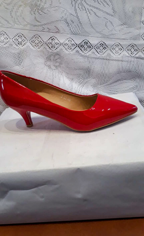 Pantofi damă,piele ecologică,culoare roșie,toc de 3 cm,marimi:36,37,38,39,40,41